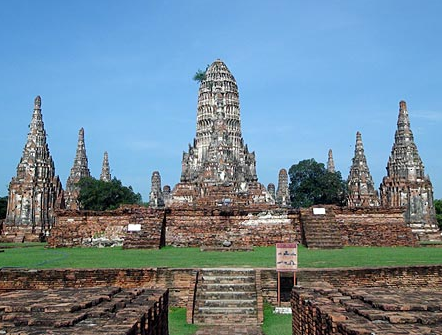 Wat Chai Wattanaram (Khmer Temple)